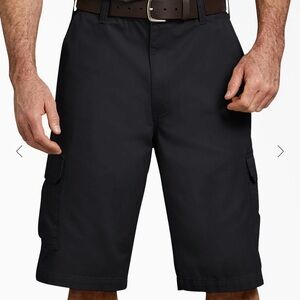Dickies Men's Dark Cargo Shorts sz 42 NAVY